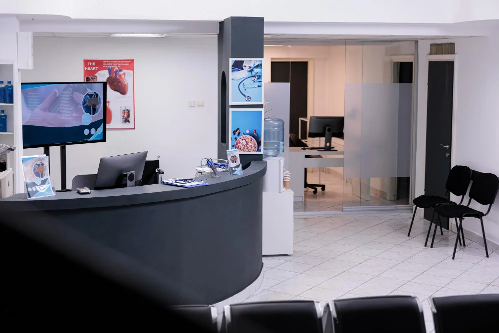 Dental practice phone with missed call notification
